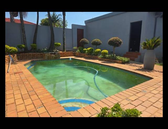 3 BEDROOM HOUSE FOR SALE IN SHARONLEA